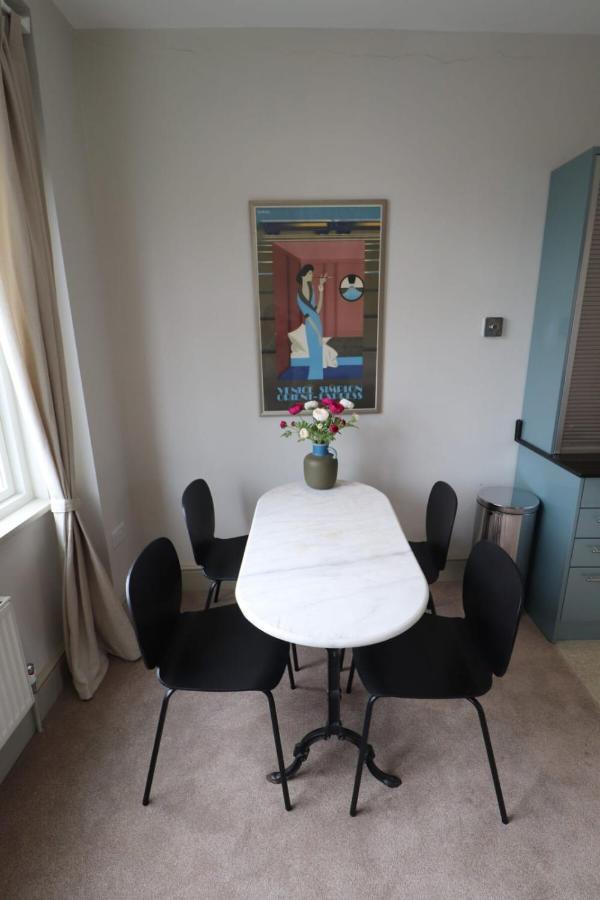 Stylish Light-Filled 1 Bedroom Flat In Hammersmith Londyn Zewnętrze zdjęcie